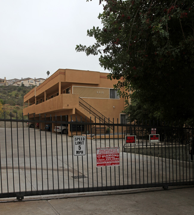 Monterey Apartments in Los Angeles, CA - Building Photo