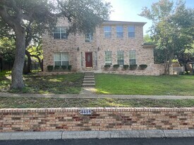 8619 London Heights in San Antonio, TX - Building Photo