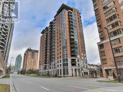 880-1880 Grandview Way in Toronto, ON - Building Photo