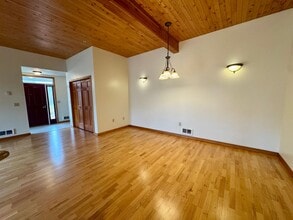 1399 Village Loop in Bandon, OR - Building Photo - Building Photo