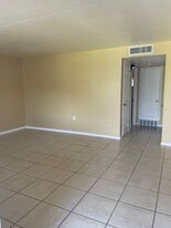 140 Minna Ln, Unit 409 in Merritt Island, FL - Building Photo
