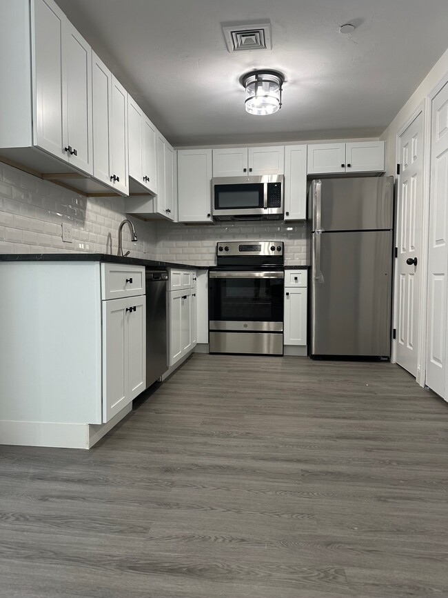 267 Mill Street LLC in Worcester, MA - Building Photo - Building Photo