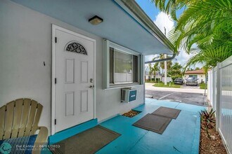 1938 NE 7th St in Deerfield Beach, FL - Building Photo - Building Photo