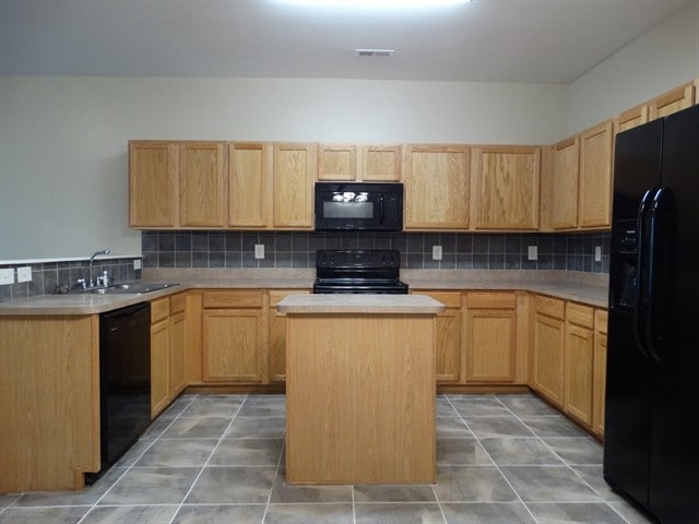 157 Flanders Dr in Mooresville, NC - Building Photo - Building Photo