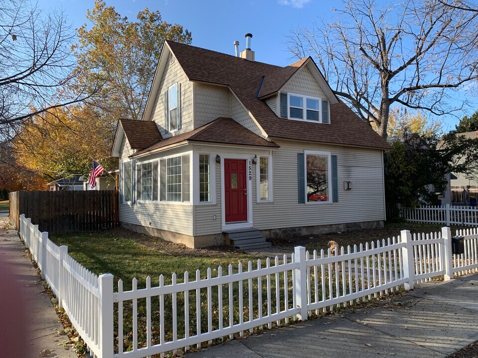 1529 S Vermont Ave in Boise, ID - Building Photo