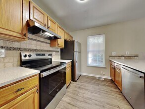 6227 Dumont Ln in Charlotte, NC - Building Photo - Building Photo