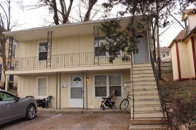 property at 604 East St