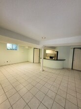 23 Topham Cres in Richmond Hill, ON - Building Photo - Building Photo