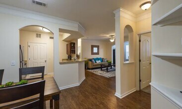 15503 W Bellfort Ave in Sugar Land, TX - Building Photo - Building Photo