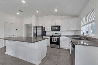 3800 Whitetail Ct in St. Cloud, FL - Building Photo - Building Photo