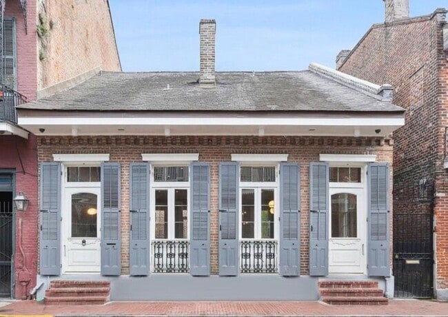 810 Bourbon St in New Orleans, LA - Building Photo - Building Photo