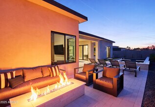 13697 N 88th Pl in Scottsdale, AZ - Building Photo - Building Photo