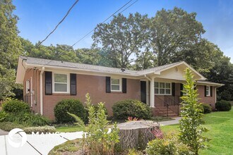 1524 Sansberry Rd in Charlotte, NC - Building Photo - Building Photo