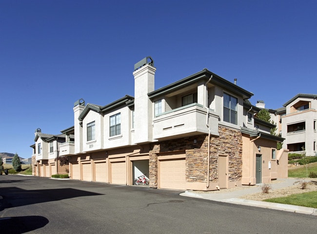Camden Denver West in Golden, CO - Foto de edificio - Building Photo