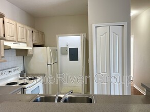 5819 Legacy Crescent Pl in Riverview, FL - Building Photo - Building Photo