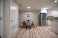 Rumble Estates Apartments in Modesto, CA - Building Photo - Interior Photo