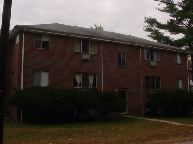 58-62 N Paul St in Stoughton, MA - Building Photo