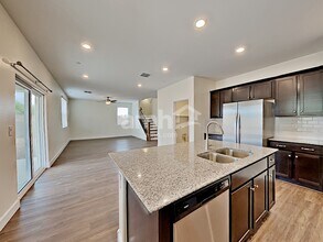 5914 W Columbine Dr in Glendale, AZ - Building Photo - Building Photo