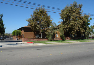 Maple Park Villas in El Cajon, CA - Building Photo - Building Photo