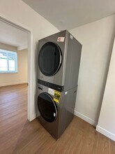 2226 Voorhees Ave in Redondo Beach, CA - Foto de edificio - Interior Photo