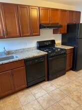 125 Gallagher Rd, Unit 7 in Wayne, PA - Building Photo - Building Photo