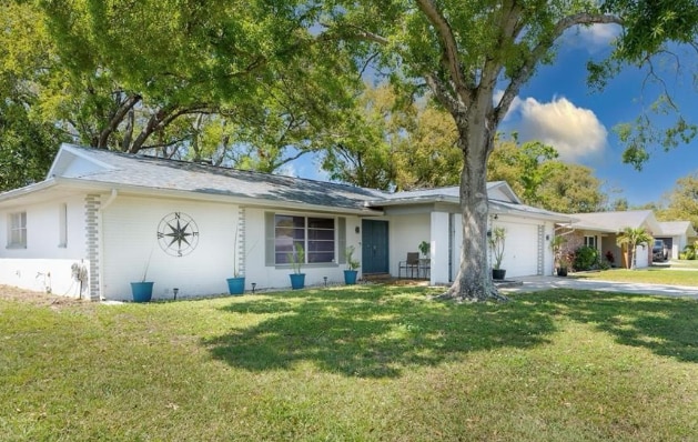 3219 Spanish Moss Ln in Palm Harbor, FL - Building Photo - Building Photo