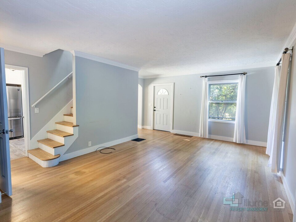 10940 SW Errol St in Tigard, OR - Building Photo
