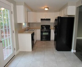 144 Rowley Rd in Buffalo, NY - Building Photo - Building Photo