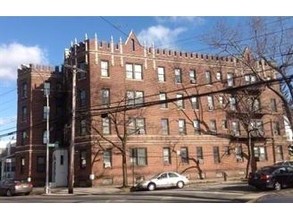 4535 Parsons Blvd in Flushing, NY - Building Photo - Building Photo