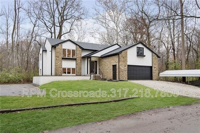 4539 Berkshire Rd in Indianapolis, IN - Foto de edificio - Building Photo