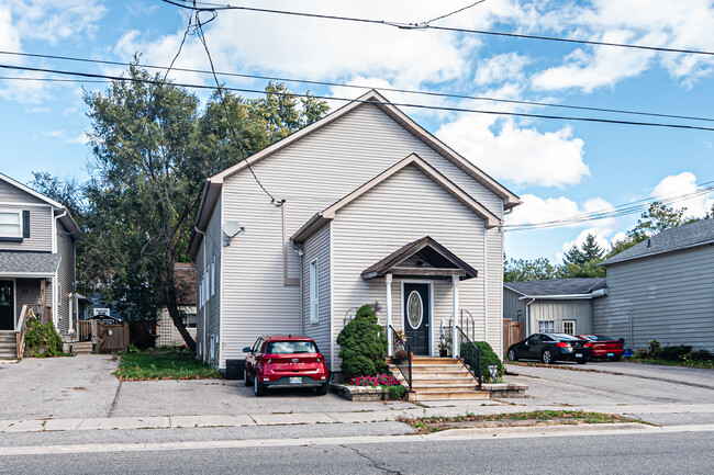 61 Main St S in Uxbridge, ON - Building Photo - Building Photo