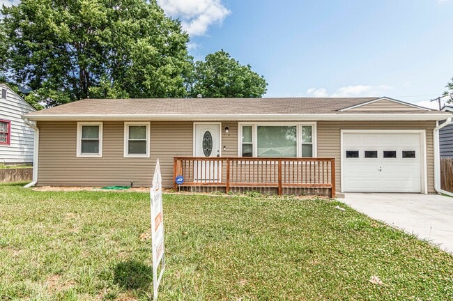 property at 714 W Pine St