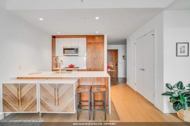 property at 75 Park Ln S