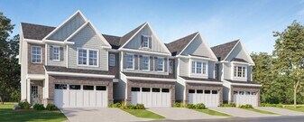 2482 Van Fleet Cir in Atlanta, GA - Building Photo