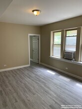2157 N Kenneth Ave in Chicago, IL - Building Photo - Building Photo