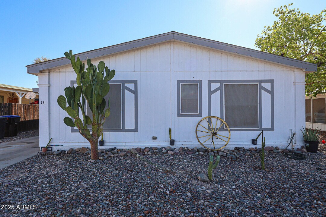 11275 N 99th Ave in Peoria, AZ - Foto de edificio
