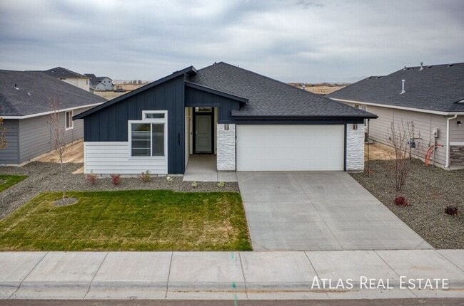3541 W Remembrance Dr in Meridian, ID - Building Photo - Building Photo