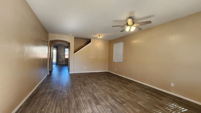 42564 W Palmyra Ct in Maricopa, AZ - Foto de edificio - Building Photo