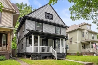 117 Kenwood Ave in Rochester, NY - Building Photo - Building Photo