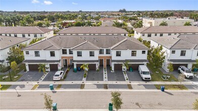 23300 SW 110th Ct in Princeton, FL - Foto de edificio - Building Photo