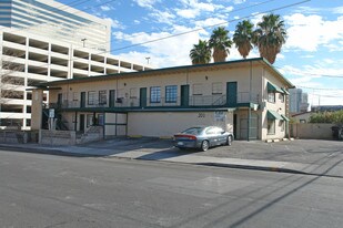 201 W St Louis Ave in Las Vegas, NV - Building Photo