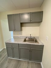 823 N 5th St, Unit 2421 in Quincy, IL - Building Photo - Building Photo