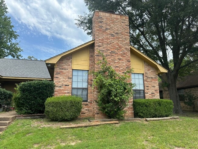 314-316-316 Brookwood Dr