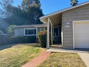 4972 Tierra Baja Way in San Diego, CA - Building Photo - Building Photo