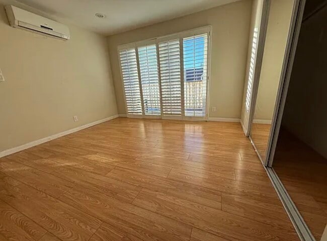 1909 22nd St, Unit 3