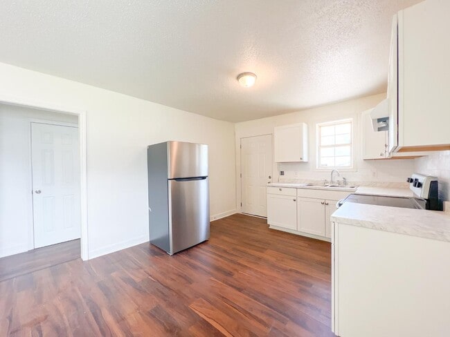 143 Bowers St in Wellford, SC - Building Photo - Building Photo