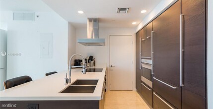 1445 16th St in Miami Beach, FL - Building Photo - Building Photo