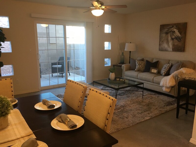 5915 Golden Ave NW in Albuquerque, NM - Foto de edificio