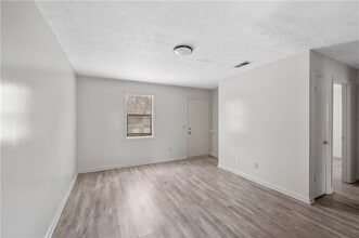 1007 New Lacy St in Monroe, GA - Building Photo - Building Photo