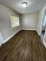 3901 W Ridge Rd in Erie, PA - Building Photo